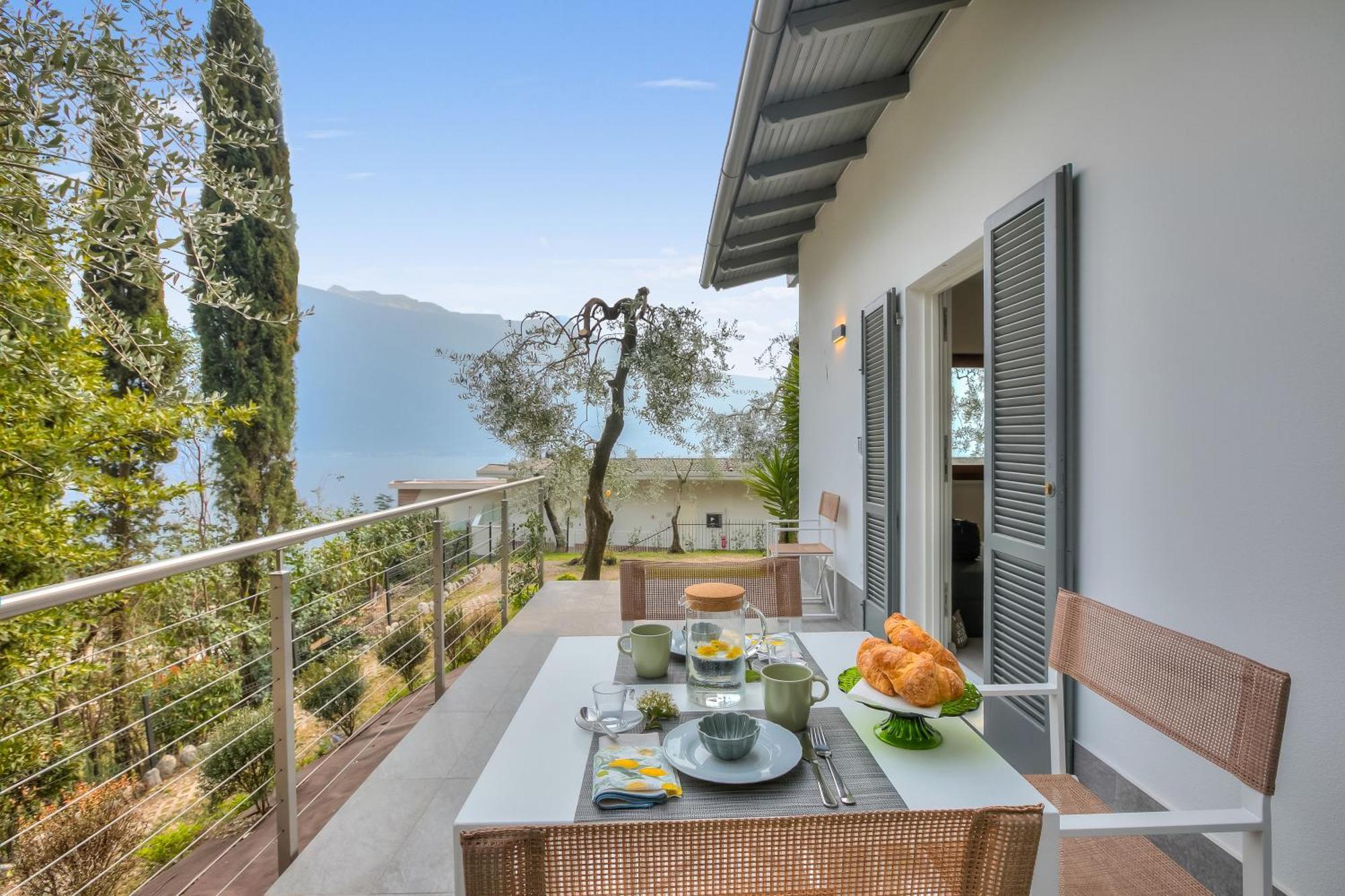 Villa Relais Nanzello Garda Living 1 And 2 à Limone sul Garda Extérieur photo